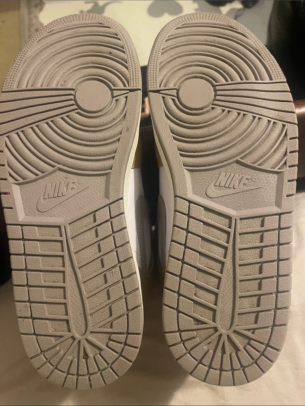 Air Jordan 1 Mid "Hemp White" - Picture 5 of 5